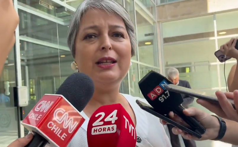 Opera Captura de pantalla_2026-01-15_170810_x.com