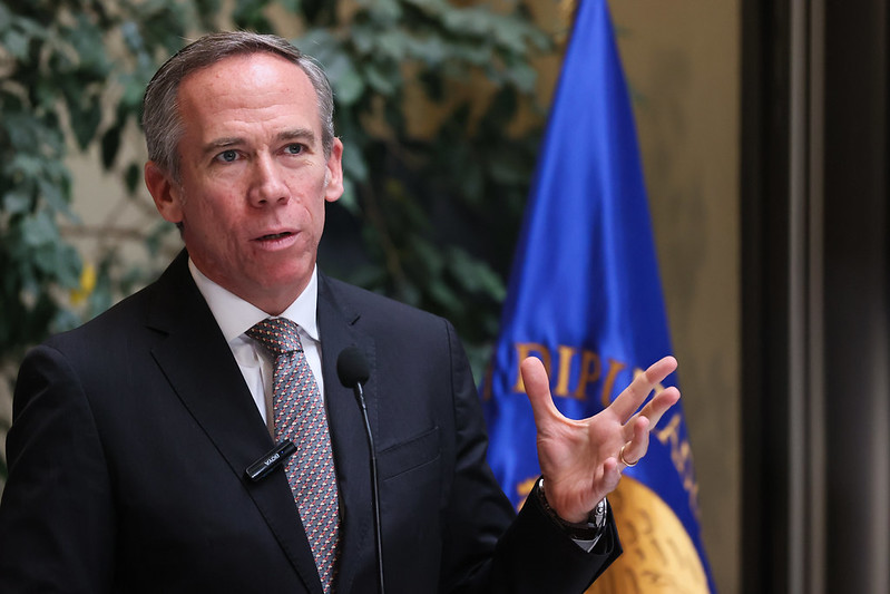 Alessandri confirma que Ley de Reconstrucción no ingresará este martes al Congreso