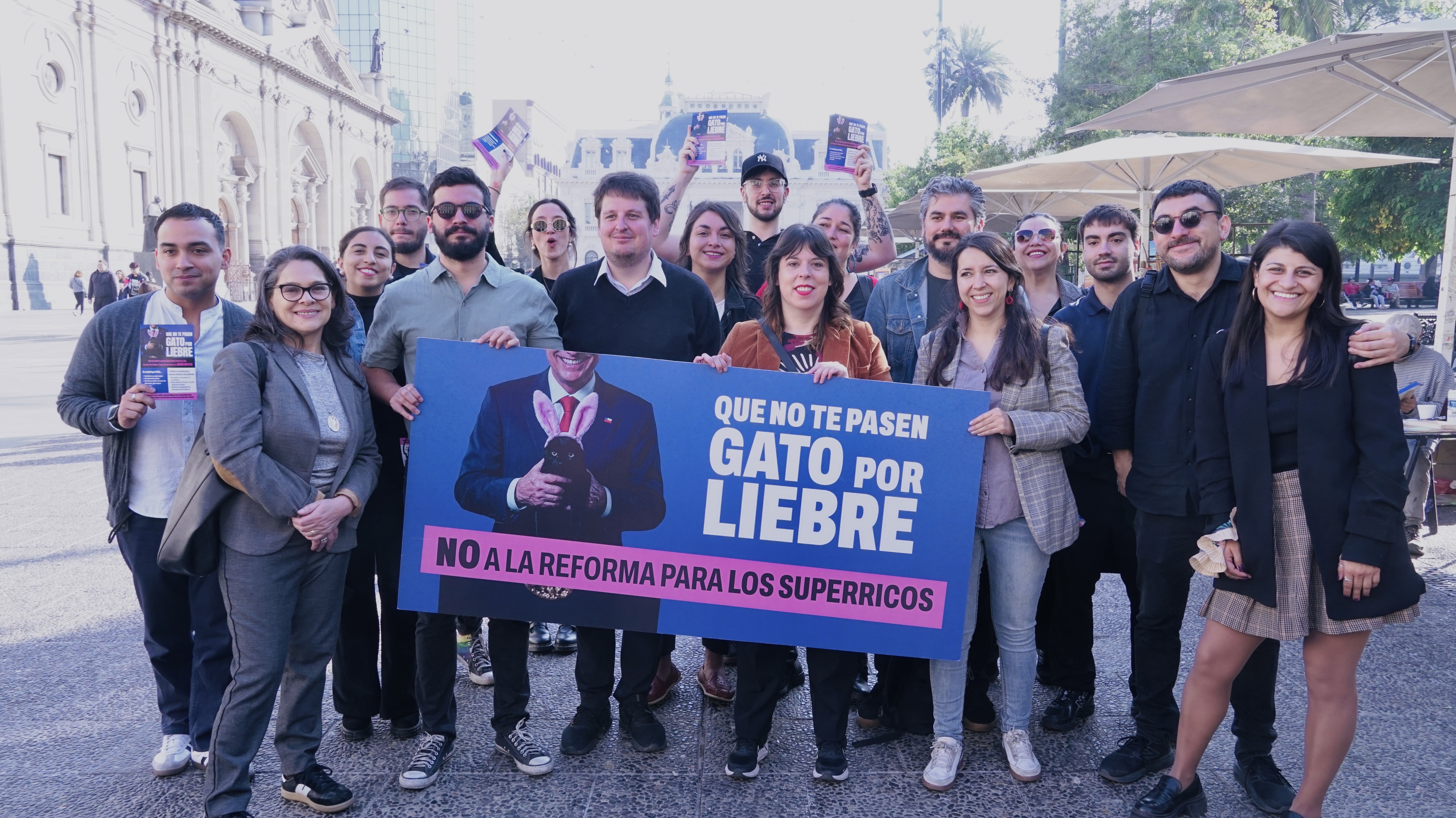 Frente Amplio llama a Pdte Kast a ejercer liderazgo para ordenar a ministros