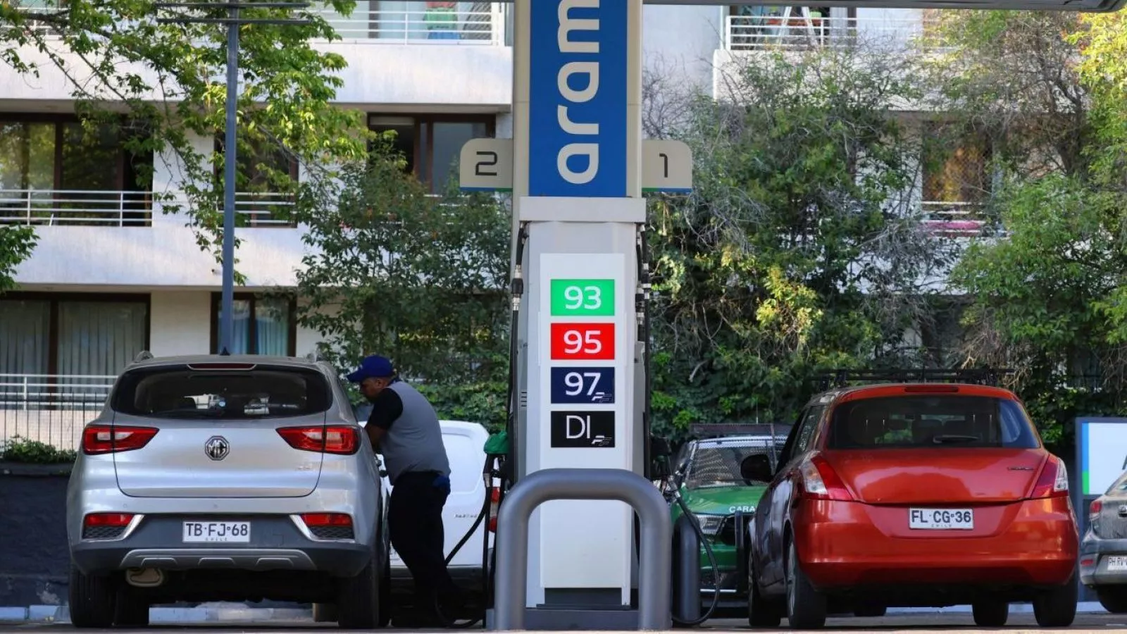 Alza de bencinas impacta el IPC de marzo que presenta variación de 1,0%