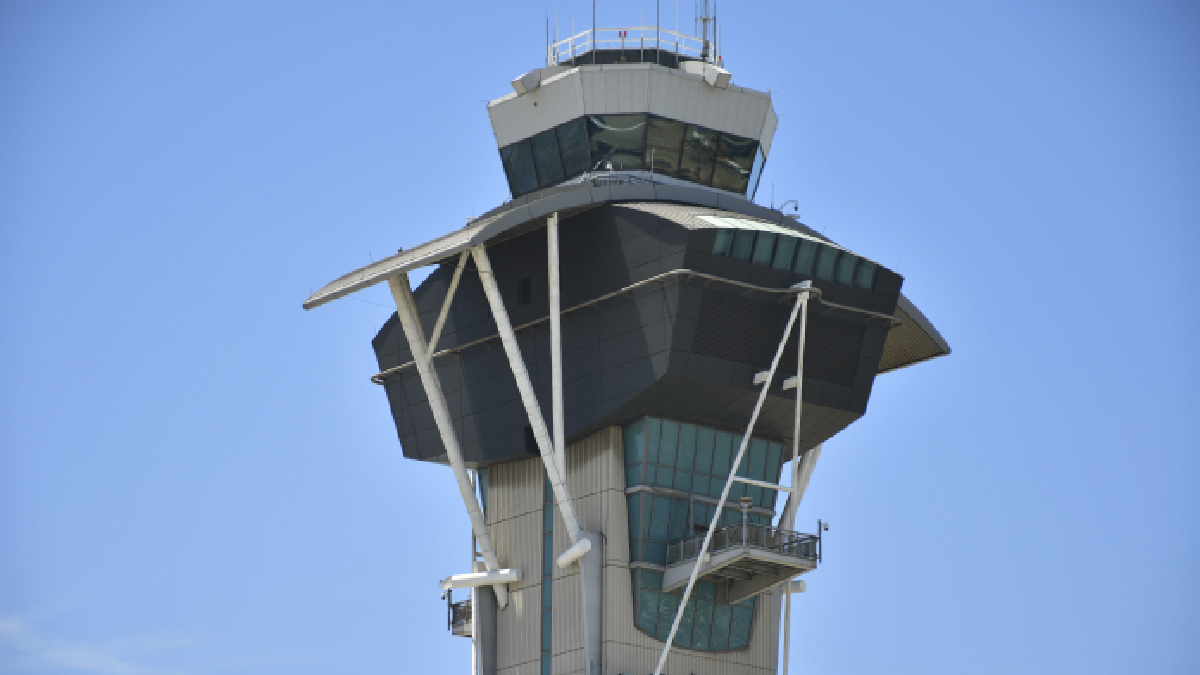 Ejercicio nacional simulará ciberataques a sistemas aeroportuarios en Chile