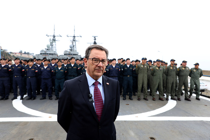 Ministro de Defensa expresa condolencias a familias de víctimas de atropello en Viña del Mar