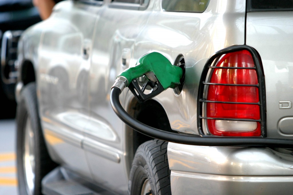 Ejecutivo confirma nueva alza en precio de combustibles para esta semana y aclara que “no es un capricho del Gobierno”
