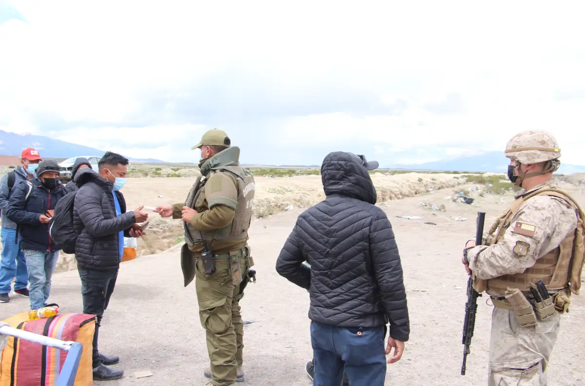 Debilitando la Defensa de la Nación: El Error de asignar a las FFAA labores policiales