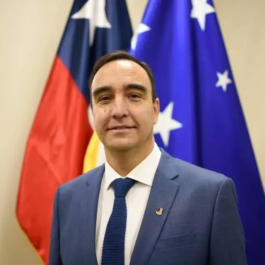 Gobernador Flies defiende ruta comercial con las Falkland y pide a Cancillería “desescalar” declaraciones entre Chile y Argentina