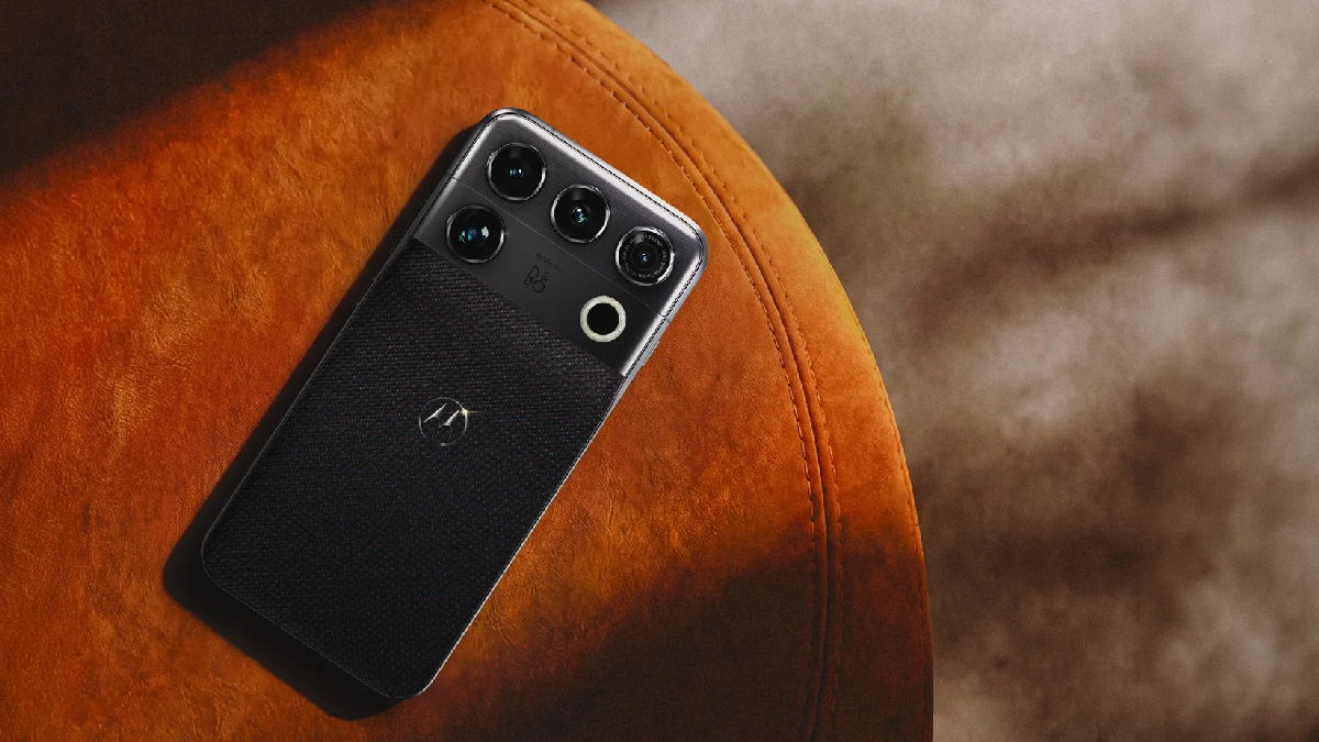 Conoce el Motorola signature 27 con Snapdragon® 8 Elite Extreme Gen 6 y experiencias de IA de última generación