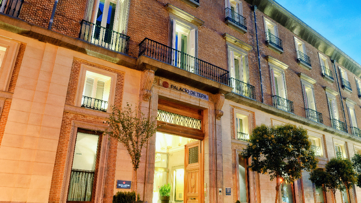 Dormir en la historia: Palacios reconvertidos en hoteles de lujo en Europa