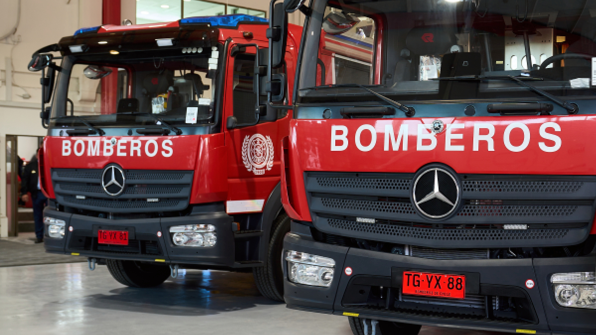 Aterriza en Chile el primer fabricante de camiones para bomberos con operación propia en el país