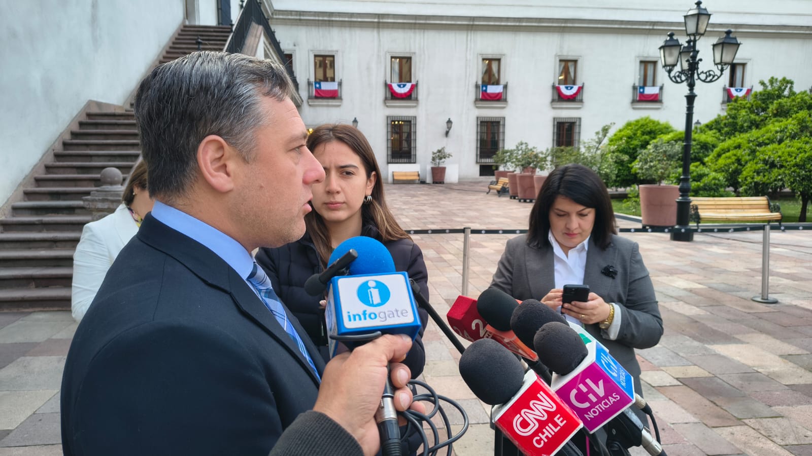 Diputado Marowski dice que por décadas la Cancillería chilena ha sido “timorata” en responder ante cuestionamientos a soberanía del Estrecho