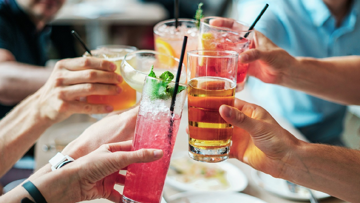 “Estoy bien”: la peligrosa trampa del cerebro cuando bebemos alcohol