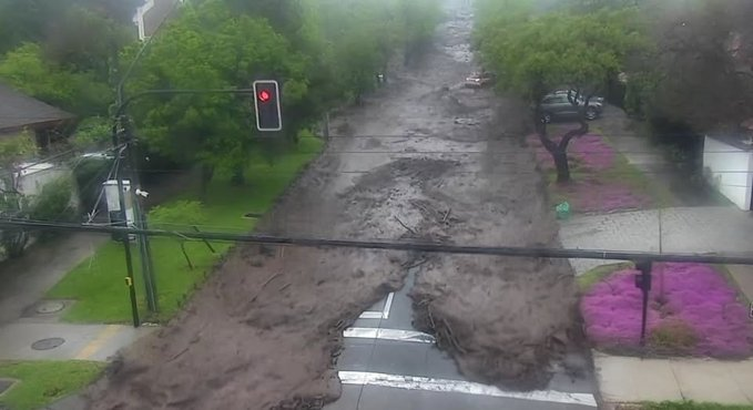 Pdte Kast decreta zona de catástrofe a la comuna de Las Condes tras aluvión