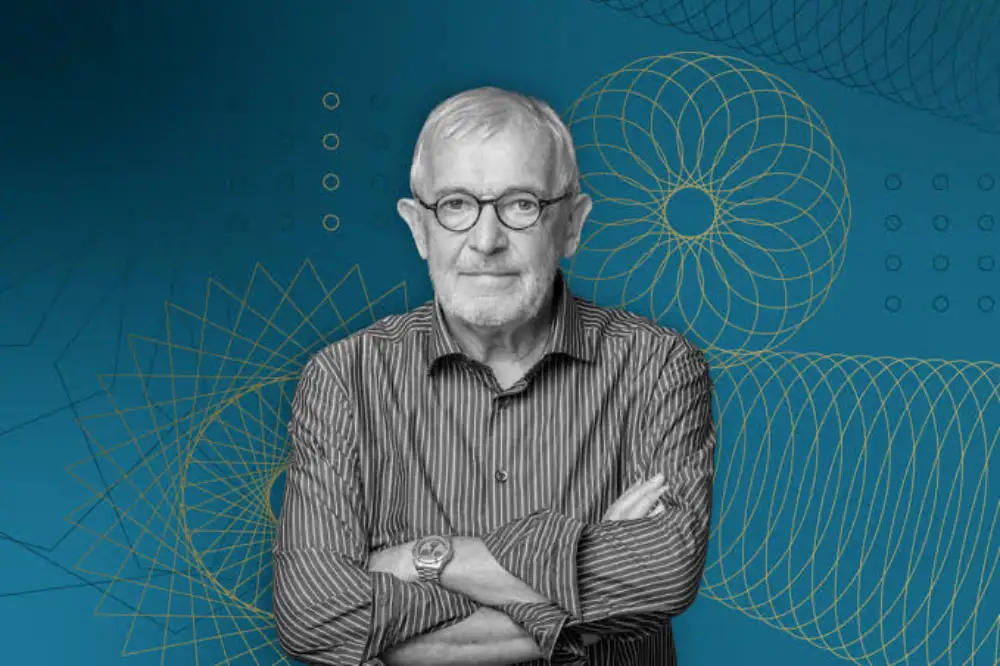 Francis Halzen gana el Premio Nobel de Física por su búsqueda de "partículas fantasma" en la Antártica