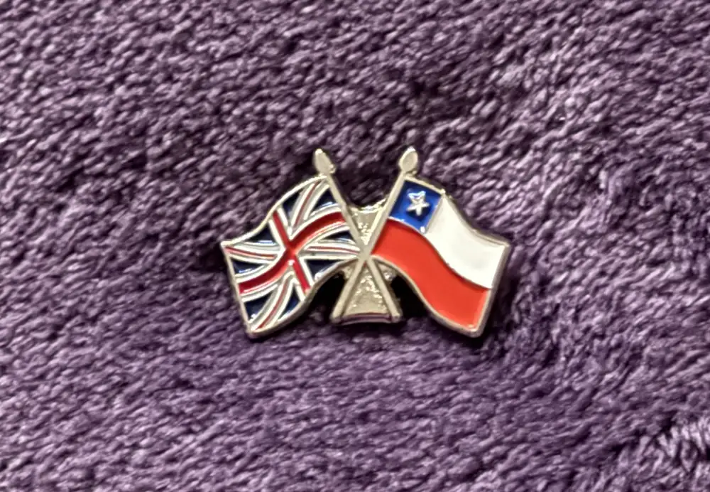 Premier Británico habla con Pdte Kast: "Reino Unido y Chile colaboren para modernizar sus capacidades de defensa"