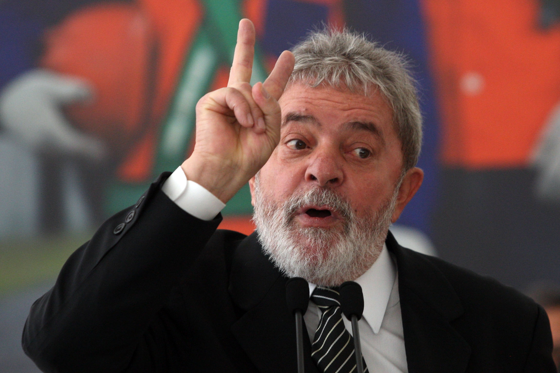 Investigan a Lula por supuesto tráfico de influencias a favor de Odebrecht