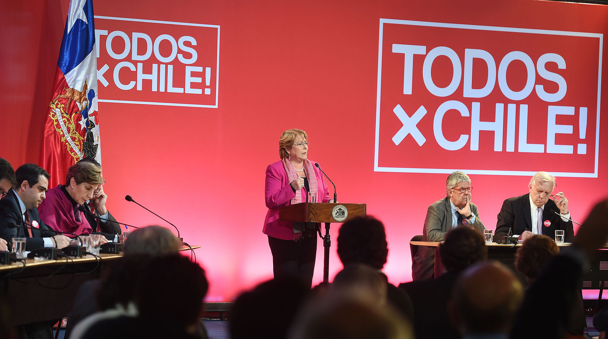 Cónclave: Presidenta Bachelet confirma que proceso constituyente parte en septiembre