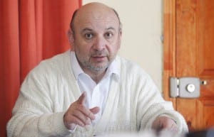 Presidente de la Comisión Salud de la Cámara, diputado Juan Luis Castro (PS).
