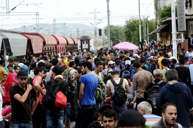 Europa ad portas de crisis humanitaria por refugiados