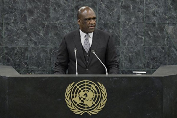 Embajador John Ashe, recibió sobornos de empresario chino-norteamericano