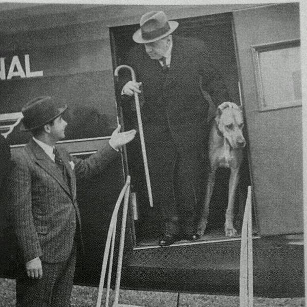 Presidente Alessandri Palma junto a Ulk.