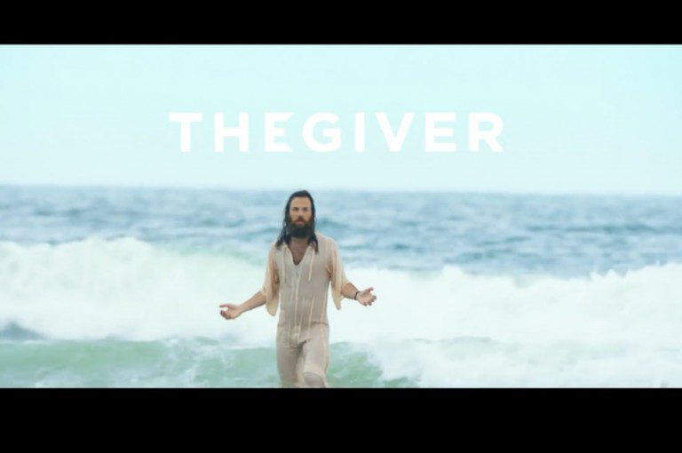 Video Viral: Jesús moderno y no tan santo según DJ británico