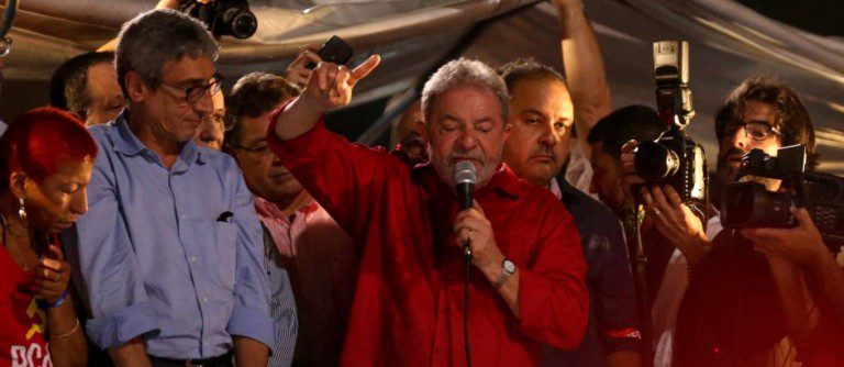 Lula llamó a la paz social y dijo: “No habrá golpe”