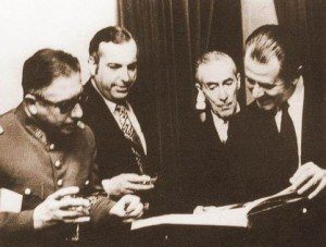 Aylwin y Pinochet antigua