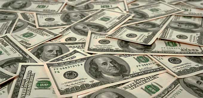 Cobre se mantiene al alza y el Dólar sigue cayendo: Cerró en $587