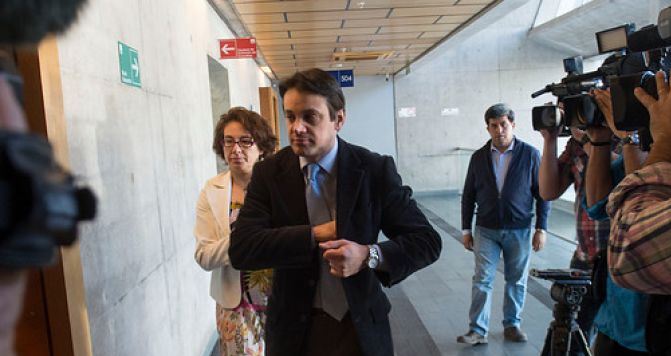 Justicia condena a diputado Rivas a 180 días de pena remitida por insultar a Luksic