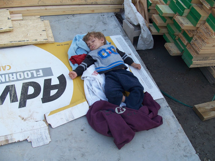 mother-builds-house-youtube-tutorials-cara-brookins-8-2