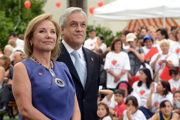 Fiscal Guerra le pone fin a la “buena onda” con Piñera y cita a declarar a su esposa e hija por casos Exalmar y Dominga