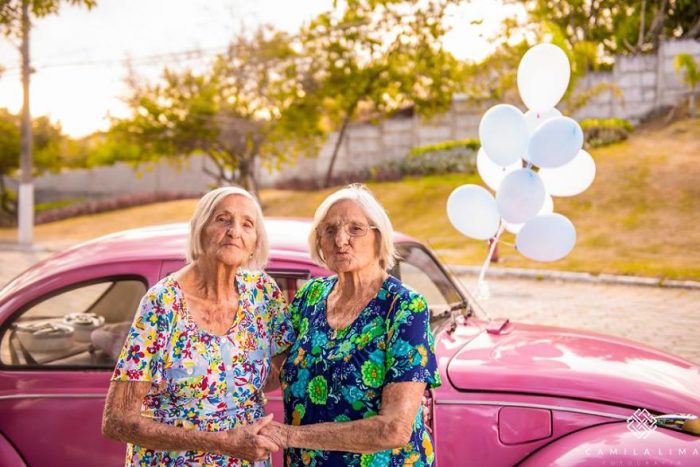 Brazilian-twins-celebrate-100-year-anniversary-with-photo-essay-591ca9753db0c__880