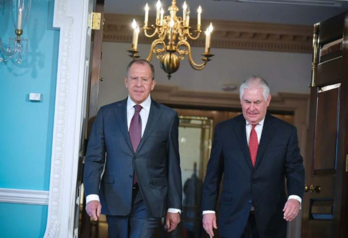 El ministro de Relaciones Exteriores de Rusia, Serguei Lavrov, se reúne con el secretario de Estado de EEUU, Rex Tillerson, el 10 de mayo de 2017 en Washington, previo a la cita con Donald Trump.