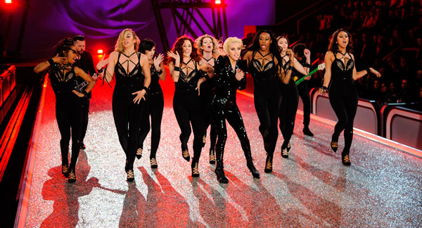 lady-gaga-victorias-secret-fashion-show-2016-livestream