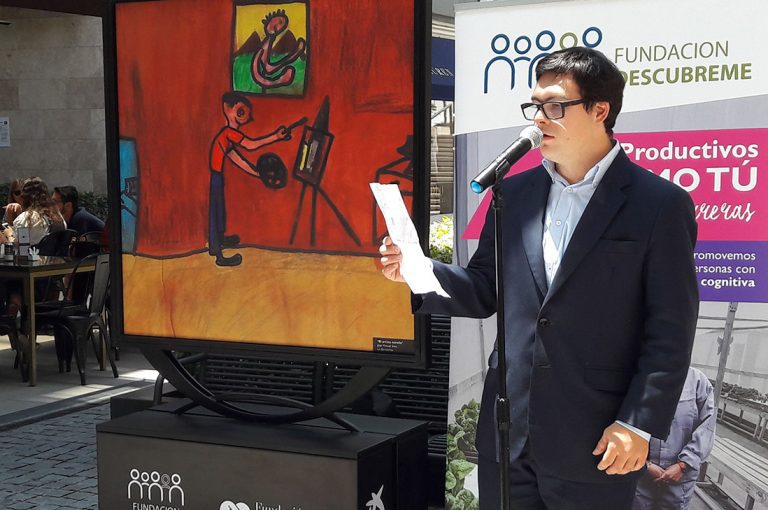 Exposición de pintura mostrará obras de jóvenes con discapacidad cognitiva