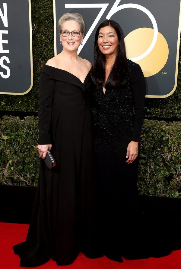 la_alfombra_roja_negra_de_los_golden_globes_2018_839595485_1210x1800