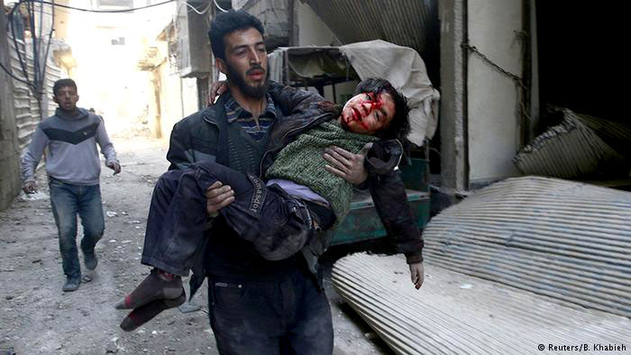 Sigue la masacre en Siria: Nuevos ataques sobre Guta Oriental elevan a más de 500 los muertos tras bombardeos