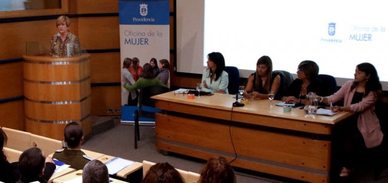 Alcaldesa Matthei inauguró seminario “Rompiendo paradigmas: Mujeres y Trabajo”,