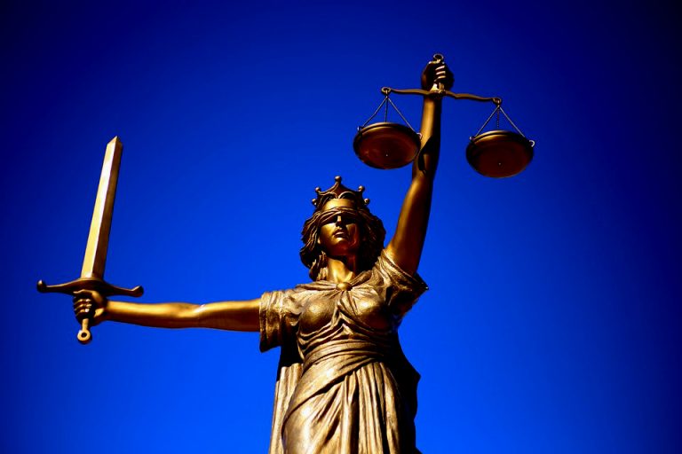 En medio de la mayor crisis del Poder Judicial, Gobierno estudia cambiar la forma de designar jueces y fiscales
