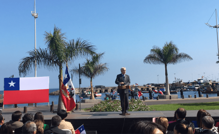 Presidente Piñera asegura que Michelle Bachelet jugó un rol clave en defensa de Chile en La Haya