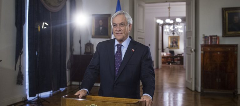 Fallo de la CIJ repercute favorablemente a la aprobación de Piñera: 54%