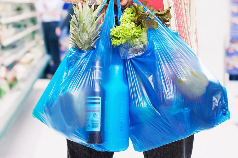 Ley de bolsas plásticas: El lado B para consumidores y empresarios