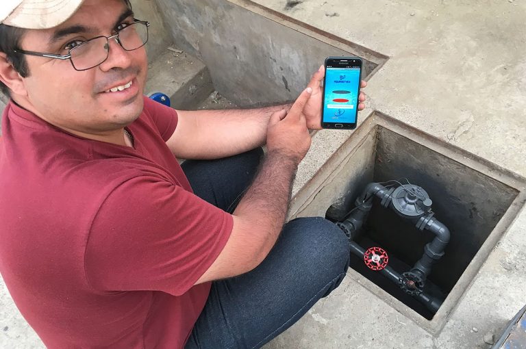 Innovador dispositivo logra controlar la red de agua potable  por celular y evitar fugas