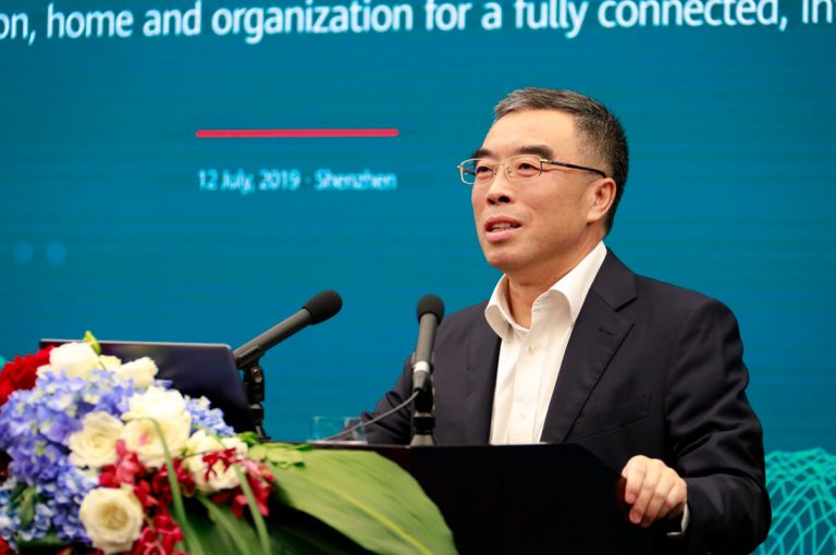 Directivo de Huawei optimista sobre desarrollo sostenible del gigante tecnológico chino