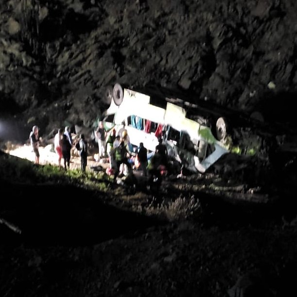 ACTUALIZADO /// A 21 se eleva la cantidad de fallecidos en accidente en cuesta Paposo en Antofagasta