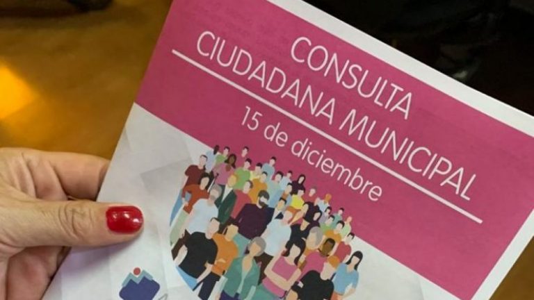 Este domingo se realiza la “histórica” consulta ciudadana en más de 200 comunas del país