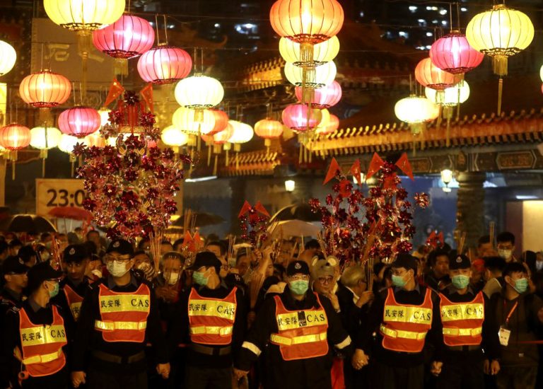 CORONAVIRUS: aumentan a 41 los muertos en China y virus ya llegó a Francia