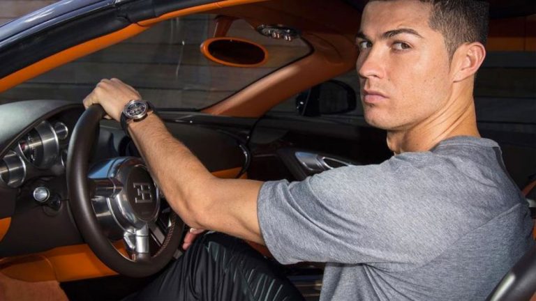 Cristiano Ronaldo muestra su increíble colección de autos de lujo