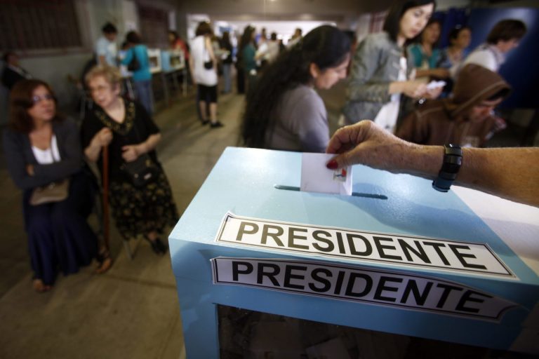 EEUU: “Chilenos eligen presidente tras campaña polarizada”