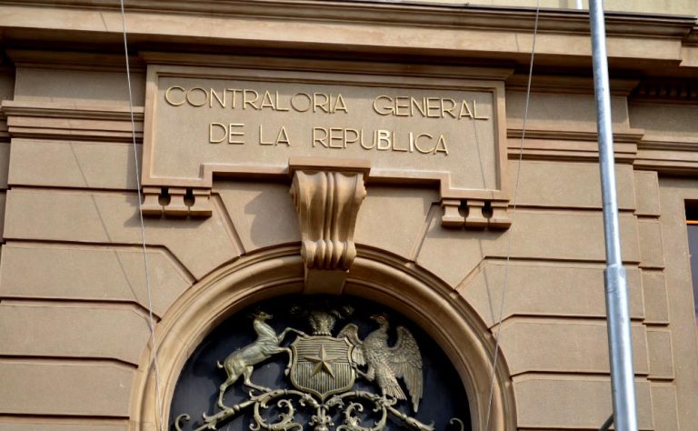 Contraloría emitió instructivo sobre presidencia electoral de autoridades y funcionarios públicos de cara al plebiscito de salida