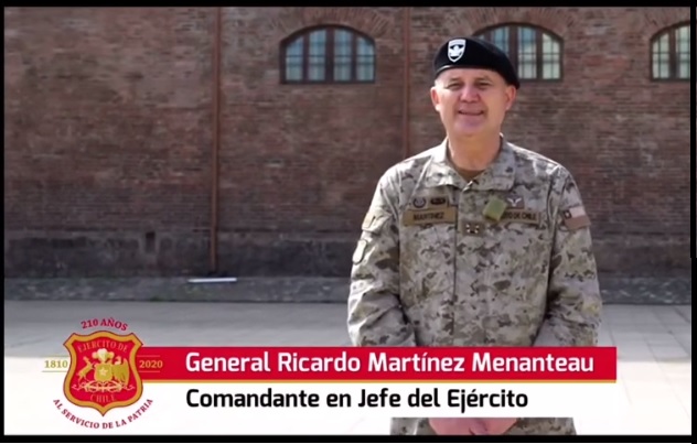 El comandante en jefe del Ejército saluda en el día de las Glorias del Ejército